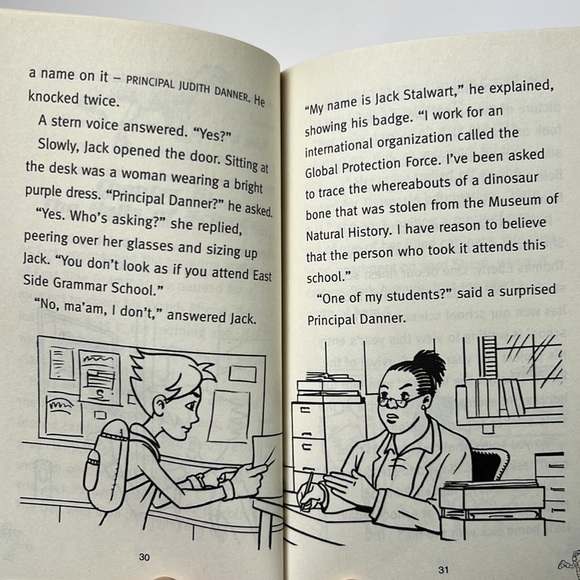 Secret Agent Jack Stalwart Book Bundle - Picture 4 of 15